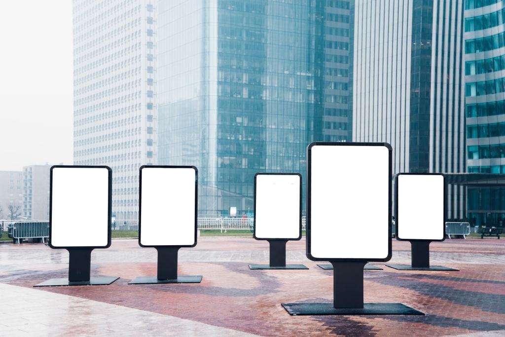 5 billboards at financial district